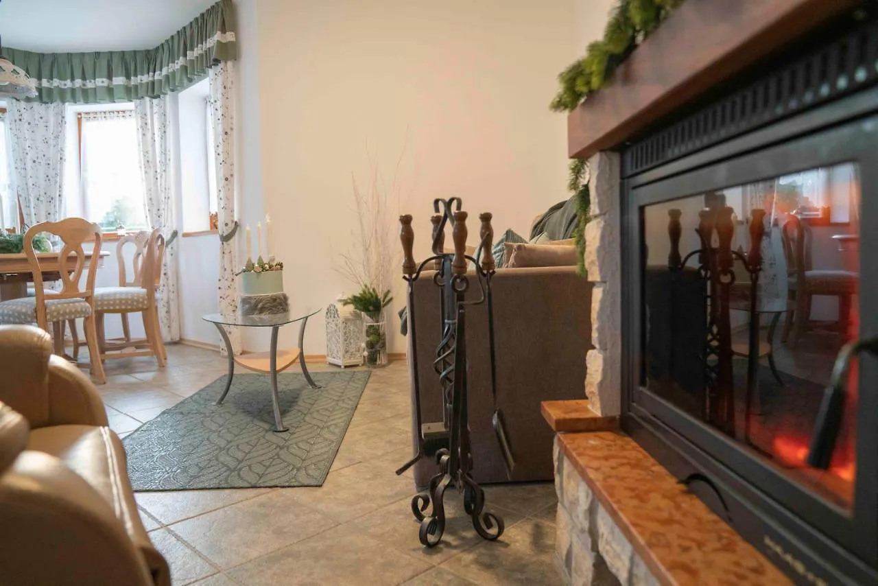 Haus Lucia Apartman Eger